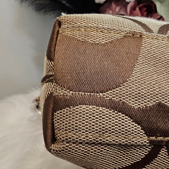 Coach Large Canvas Crossbody - Picture 6 of 16
